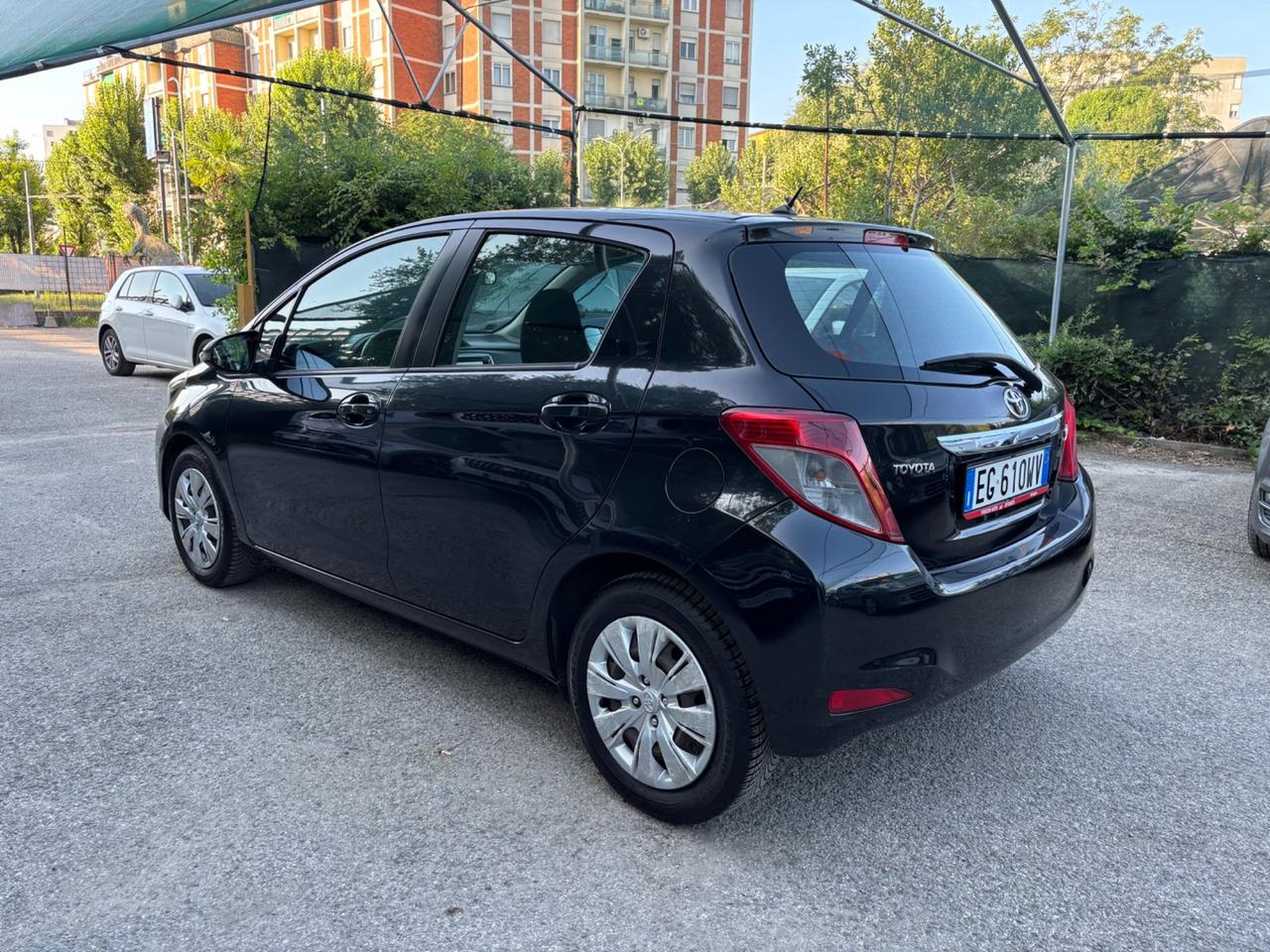 Toyota Yaris 1.0 5 porte Lounge OK NEOPATENTATI