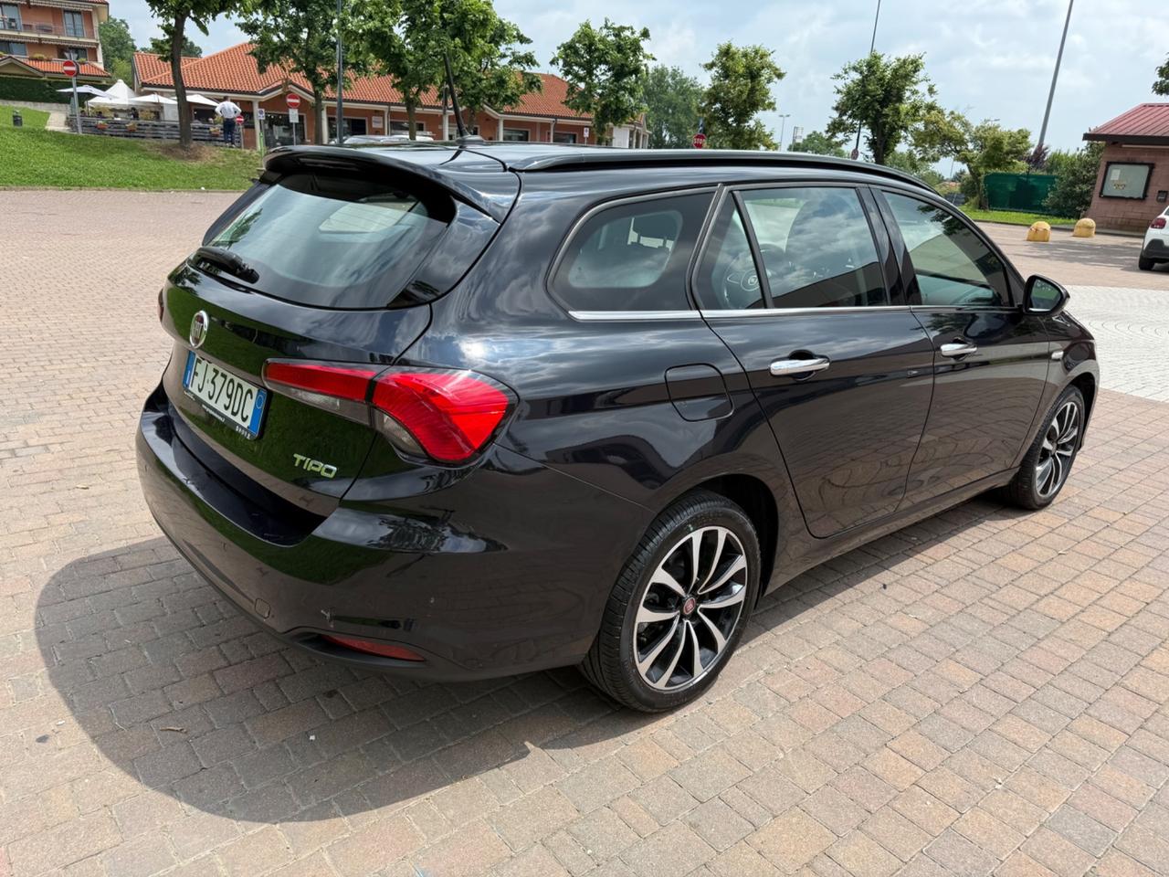 Fiat Tipo 1.6 Mjt S&S SW Lounge