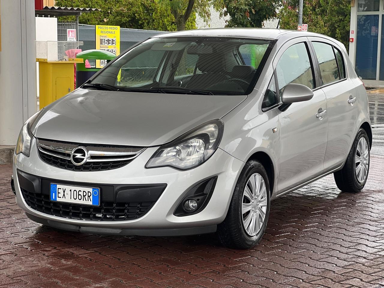 Opel Corsa 1.2 85CV 5 porte GPL-TECH Edition