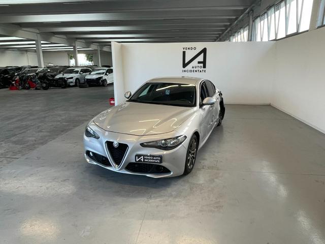 ALFA ROMEO Giulia 2.2 TURBODIESEL 136CV AT8