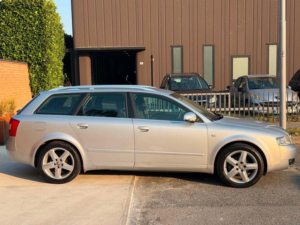 Audi A4 1.9 TDi 130cv-299.000km-U.Prop-2004