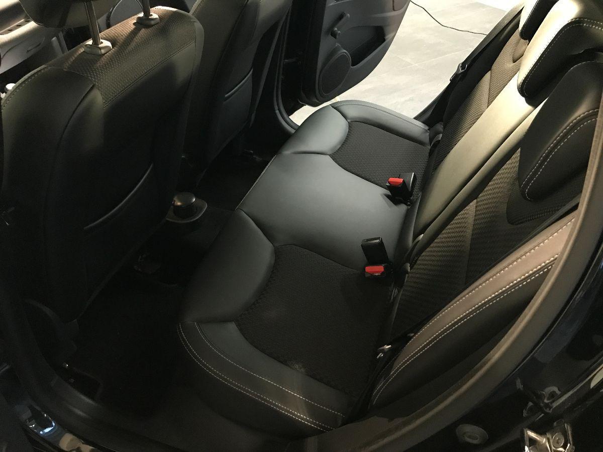 RENAULT Clio 1.2 75 CV 5p. Duel