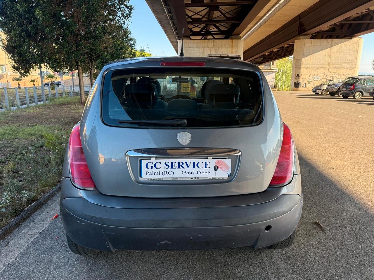 Lancia Ypsilon 1.2 16V Argento