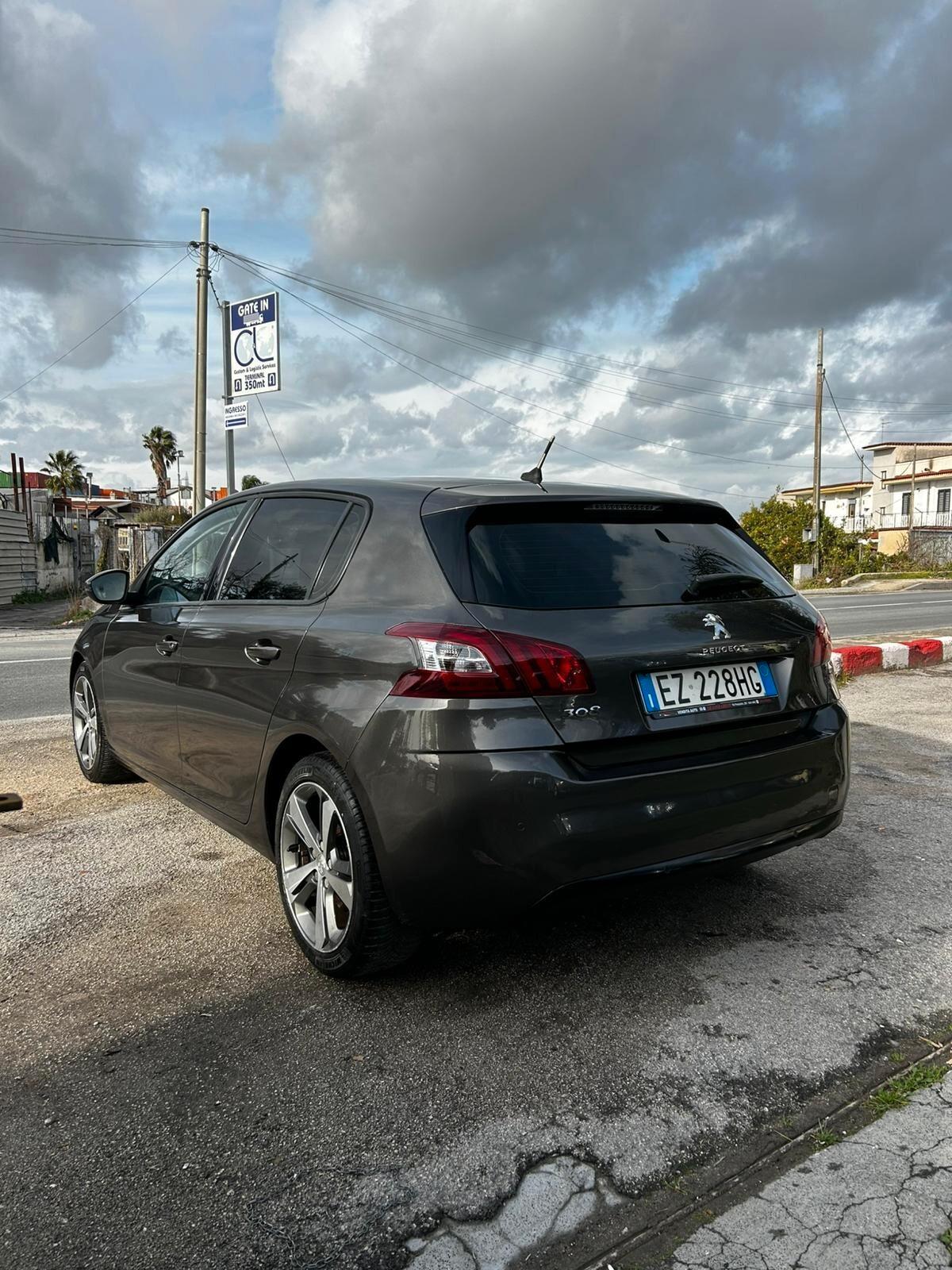 Peugeot 308 PureTech Turbo 130 S&S Allure GPL