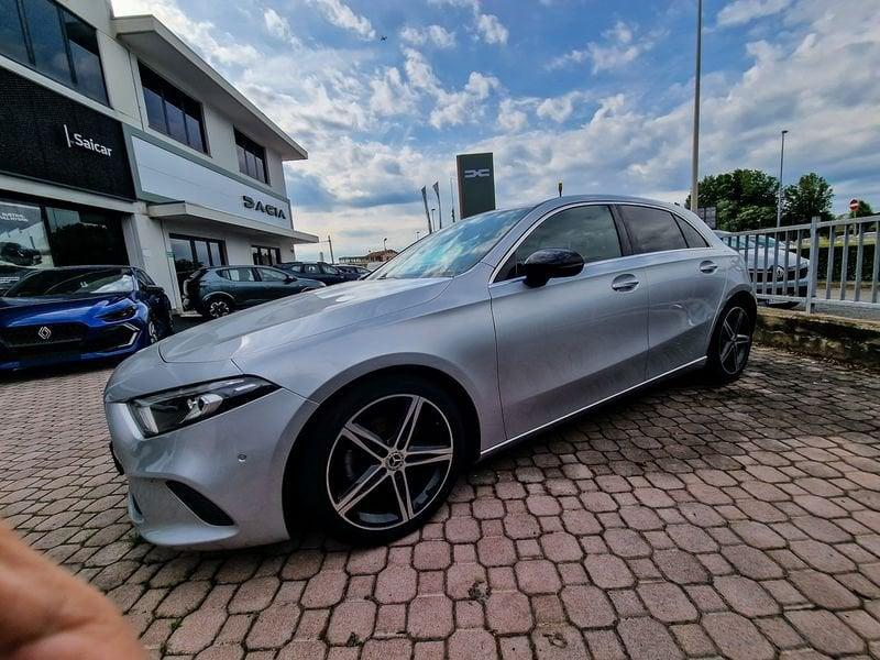 Mercedes-Benz Classe A - W177 2018 A 180 d Sport auto