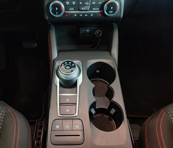 Ford Kuga 2.0 EcoBlue 120 CV aut. 2WD ST-Line