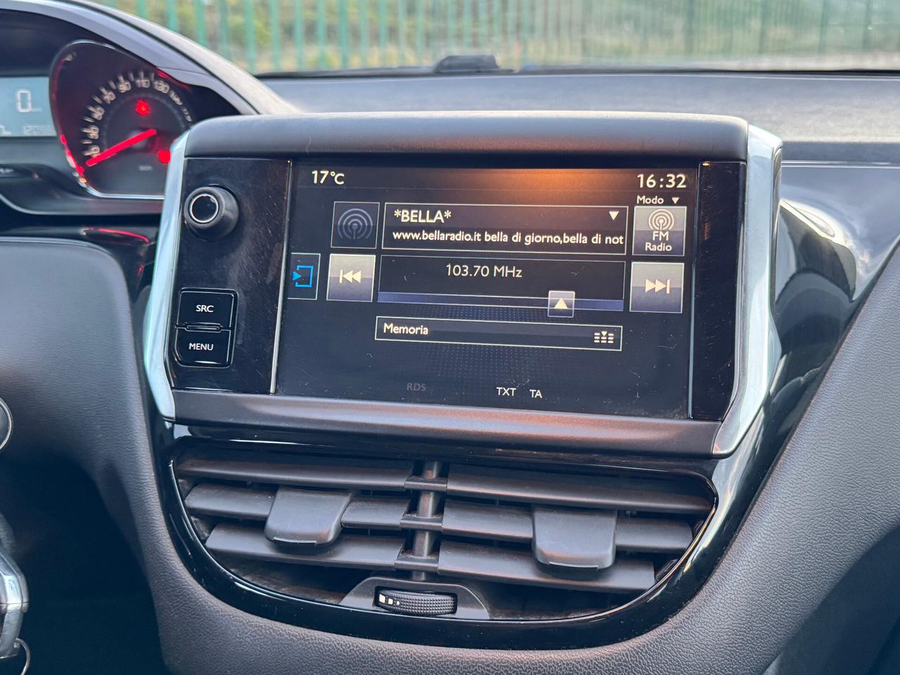 Peugeot 208 1.4 HDi 68 CV 5 porte Active