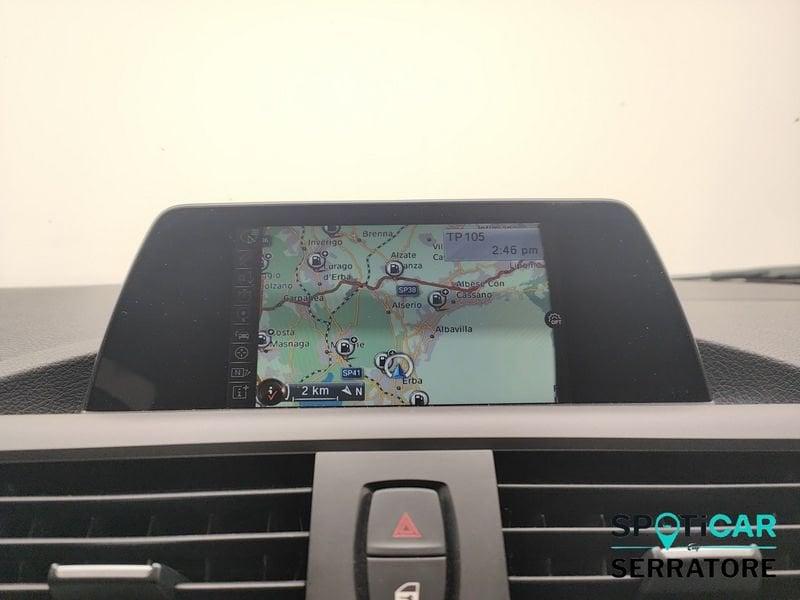 BMW Serie 1 F/20-21 2015 118d Urban 5p auto