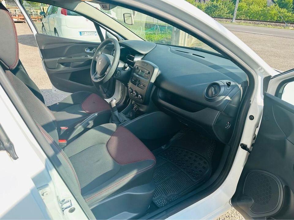 Renault Clio 1.2 75CV 5 porte Wave