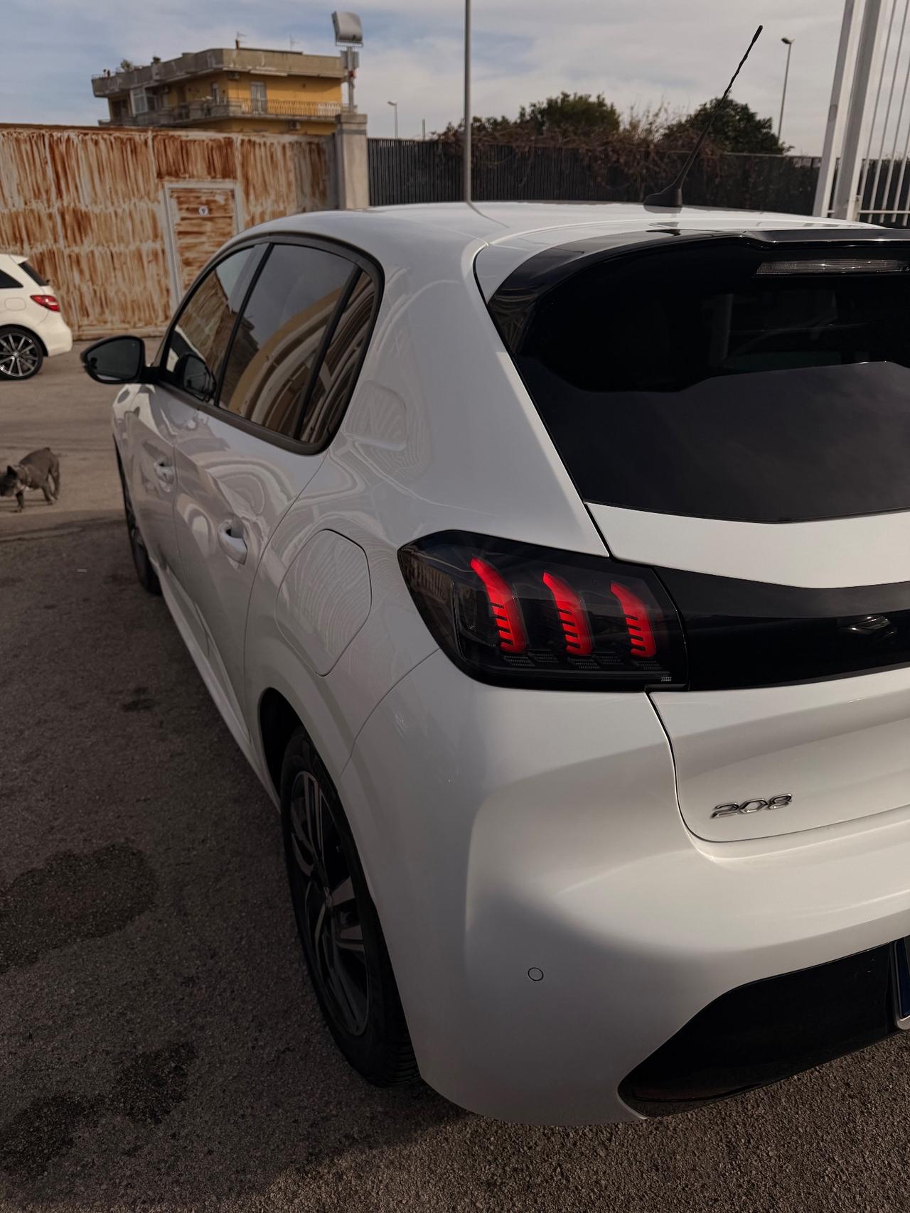 Peugeot 208 1.2 100 EAT8 Allure Pack AUTOMATICA