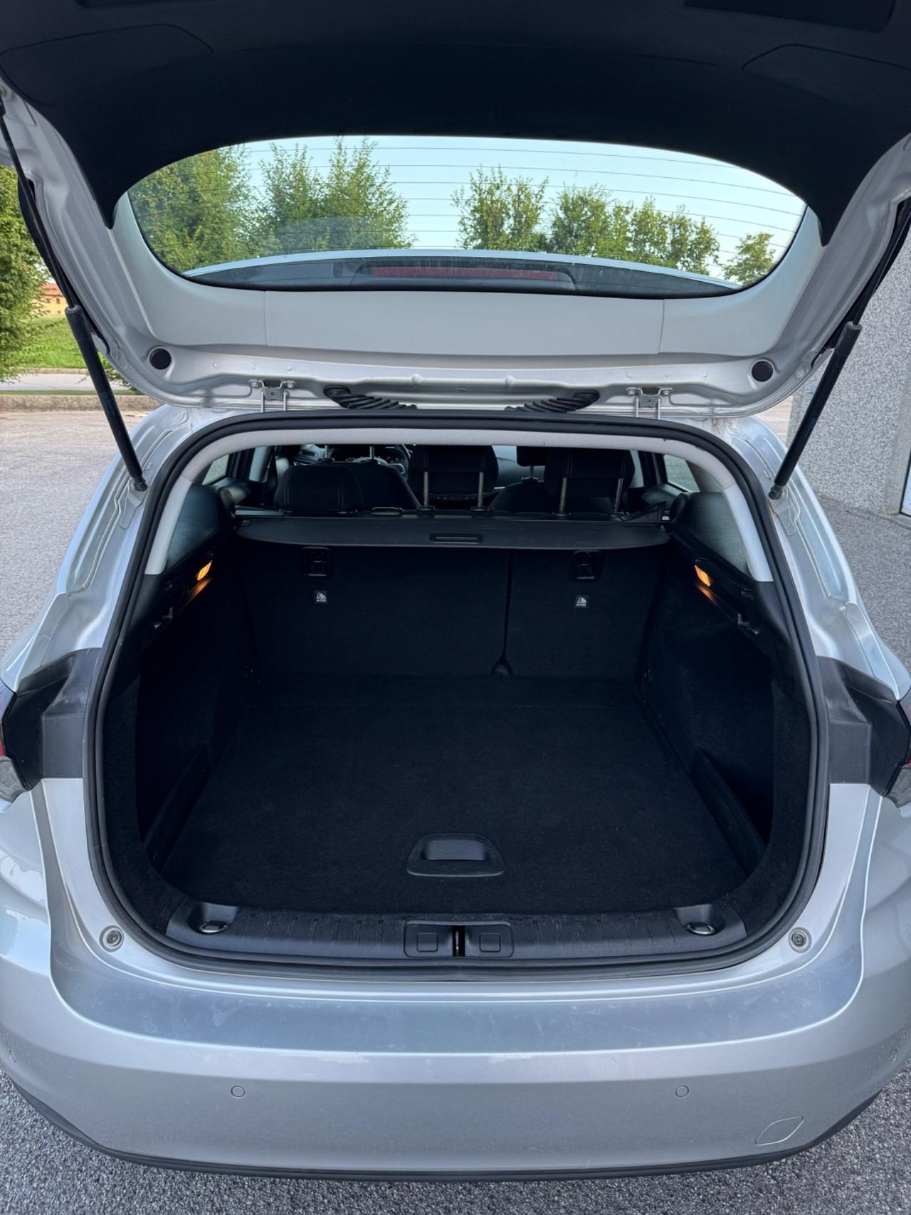 Fiat Tipo 1.6 Mjt S&S SW Lounge