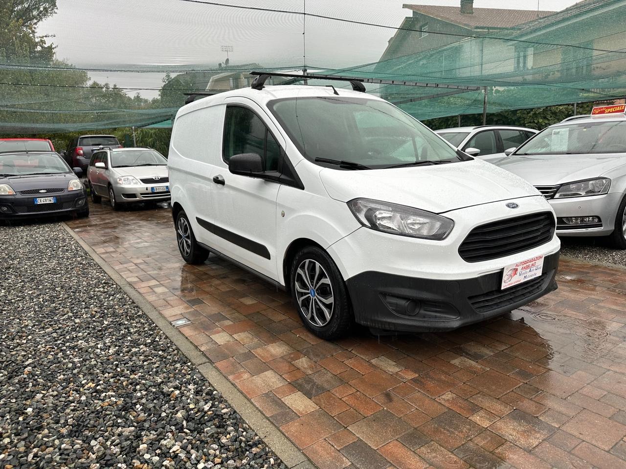 Ford Transit courier