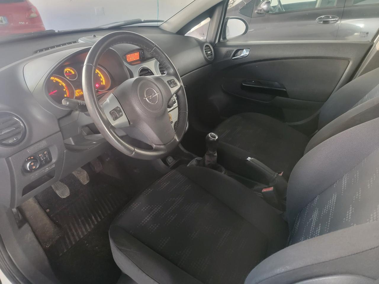 Opel Corsa 1.0 12V 5 porte Elective Neopatentati