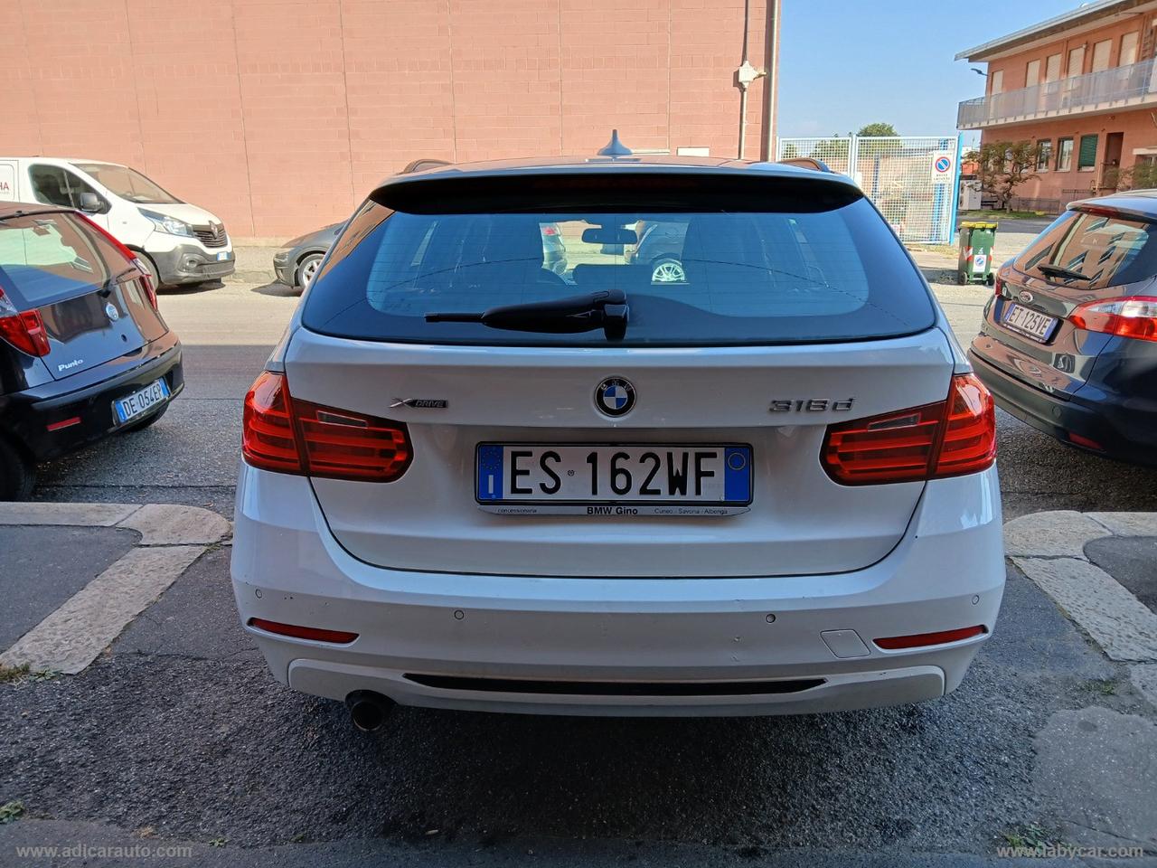 BMW 318d xDrive Touring Sport