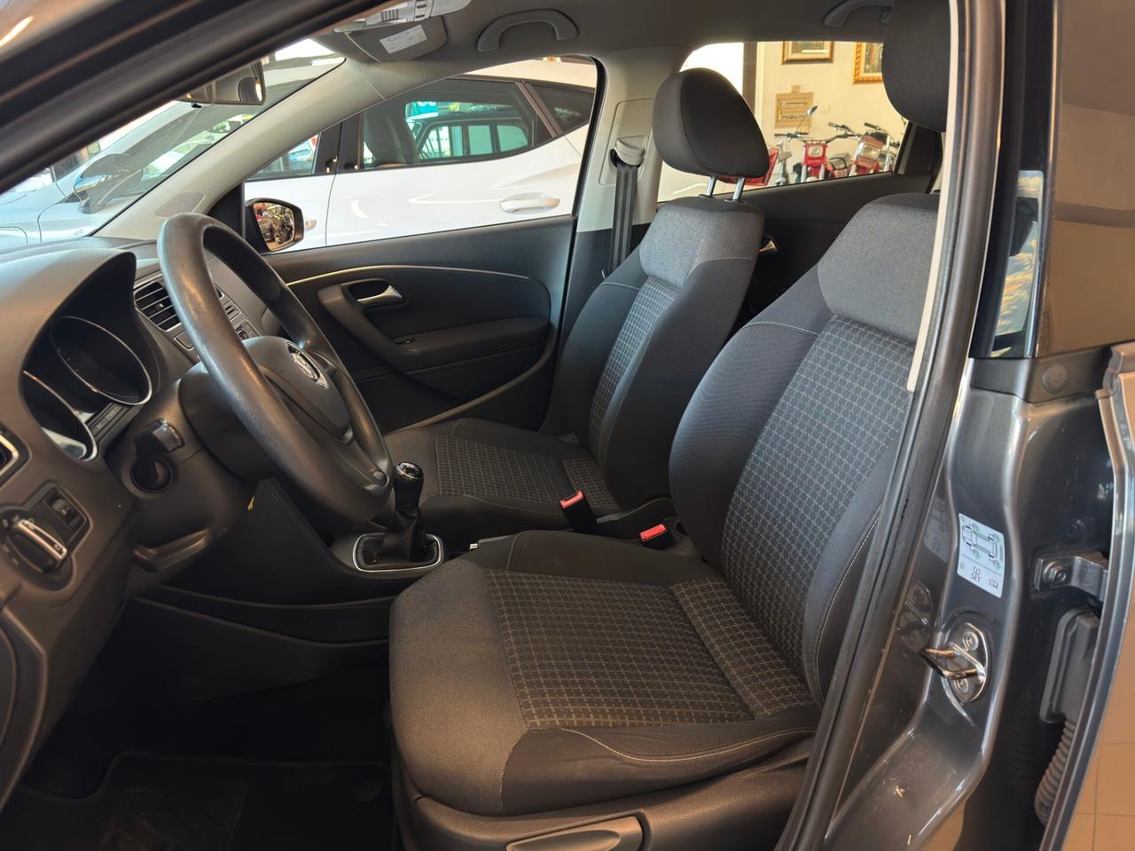 VOLKSWAGEN POLO 1.4cc TDI 90CV 5p. NEOPATENTATI