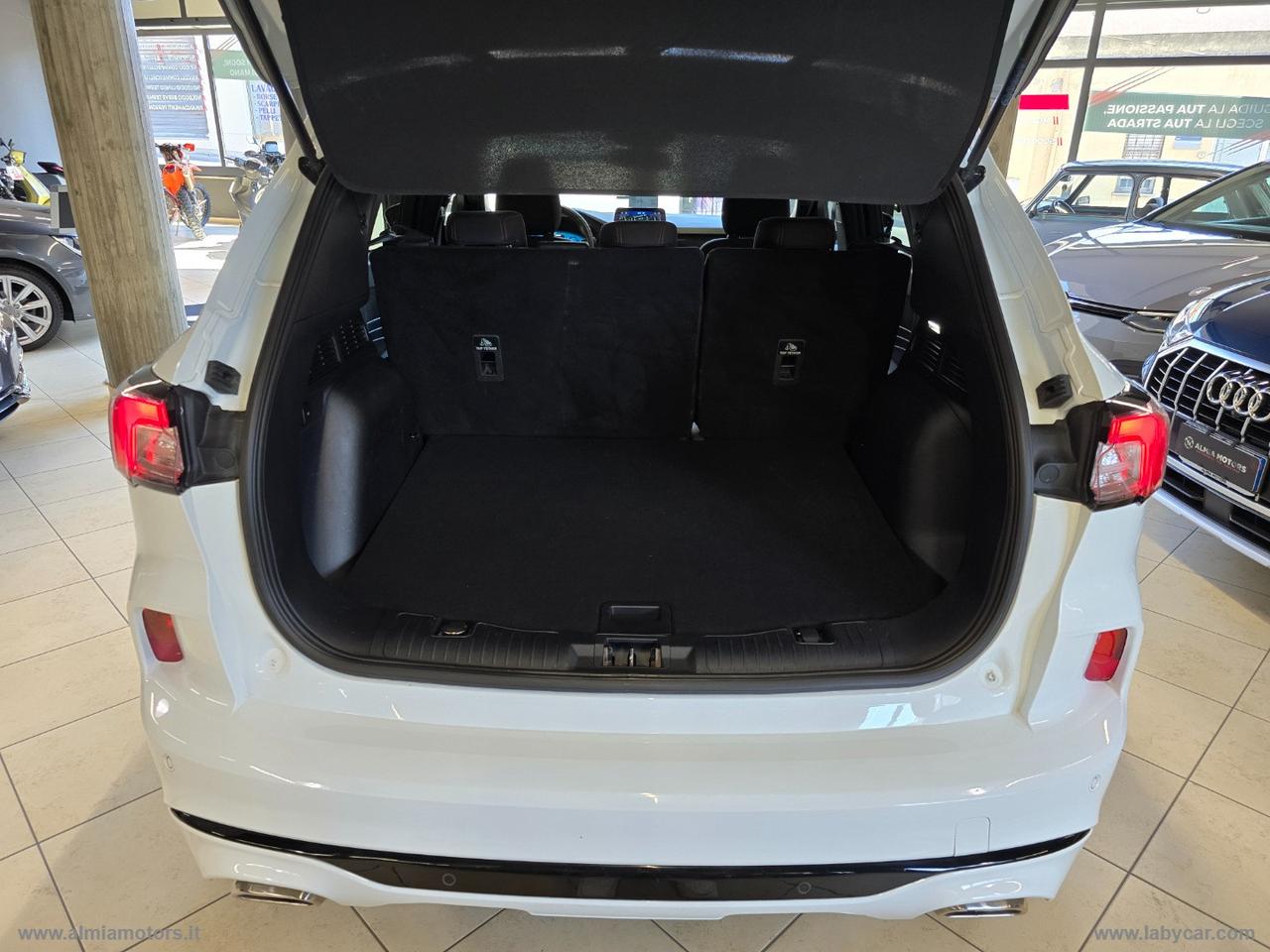 FORD Kuga 2.0 EcoBlue Hybrid 150CV 2WD ST-L.