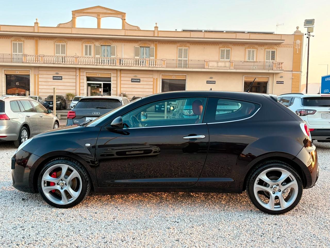 Alfa Romeo MiTo 1.4 T 155 CV Distinctive Premium Pack