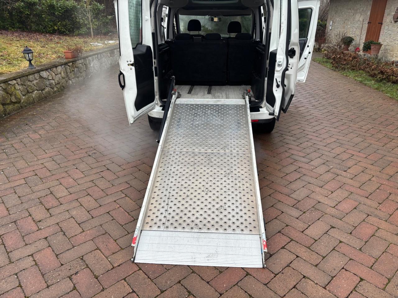 Fiat Doblo Doblò 1.6 MJT PL Combi Maxi TRASPORTO DISABILI