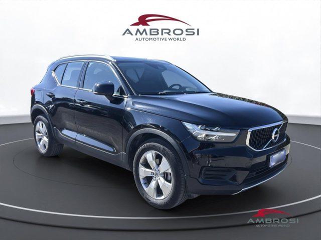 VOLVO XC40 T2 Geartronic Momentum Pro