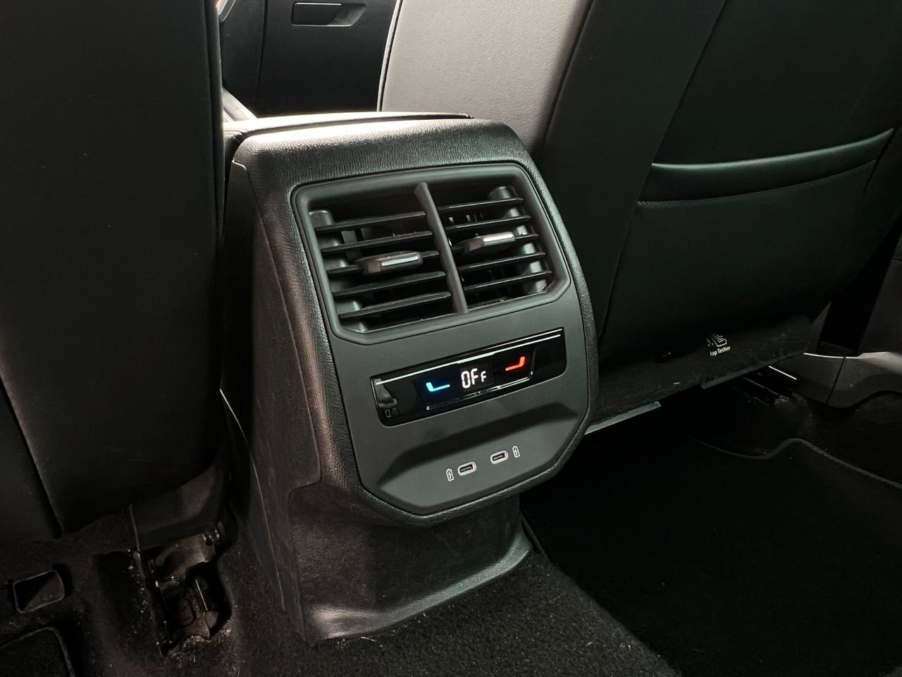 Cupra Leon 1.5 Hybrid 150 CV DSG