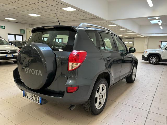 TOYOTA RAV 4 RAV4 2.2 D-4D 136 CV DPF Sol