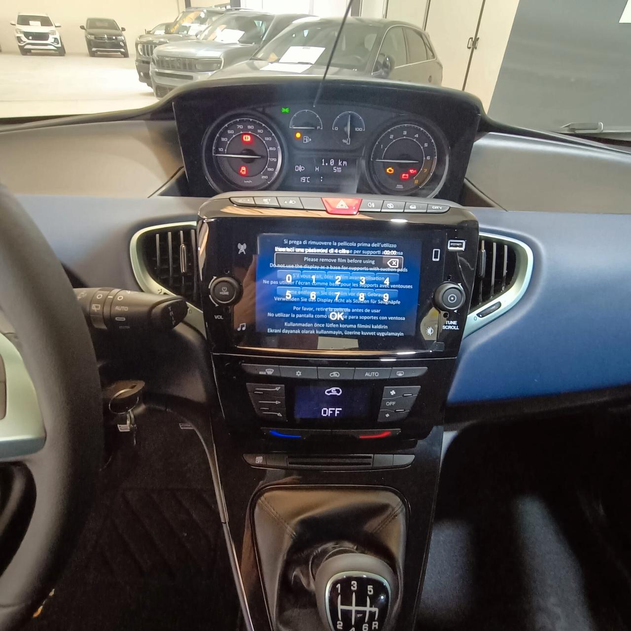 Lancia Ypsilon 1.0 FireFly 5 porte S&S Hybrid Platino