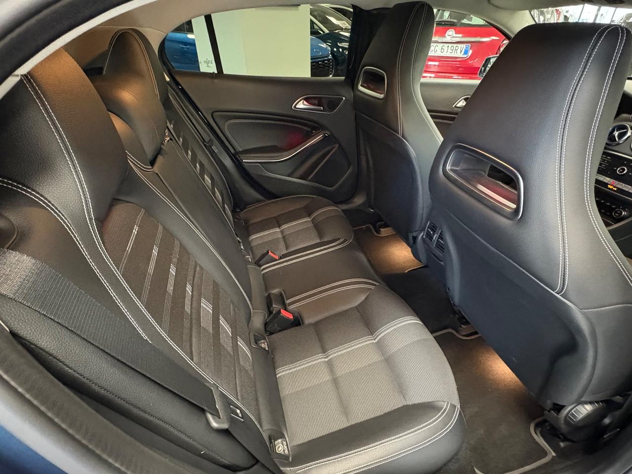 Mercedes GLA 180 1.6 benzina 122cv 2019 km 62000