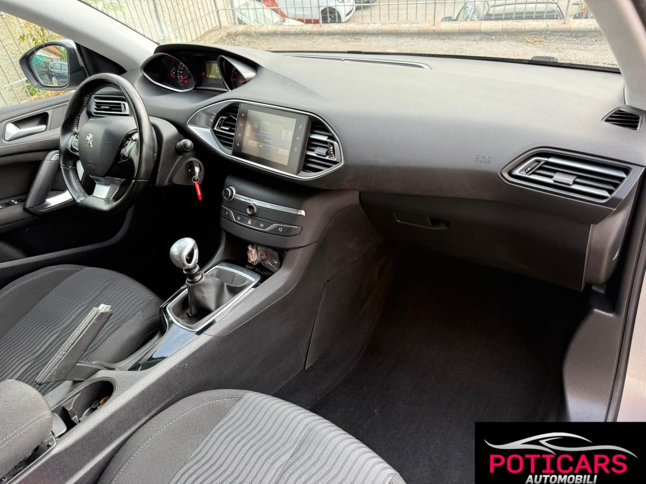 Peugeot 308 BlueHDi 120 S&S SW Business