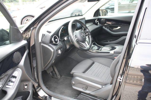 MERCEDES-BENZ GLC 300 d 4Matic Sport