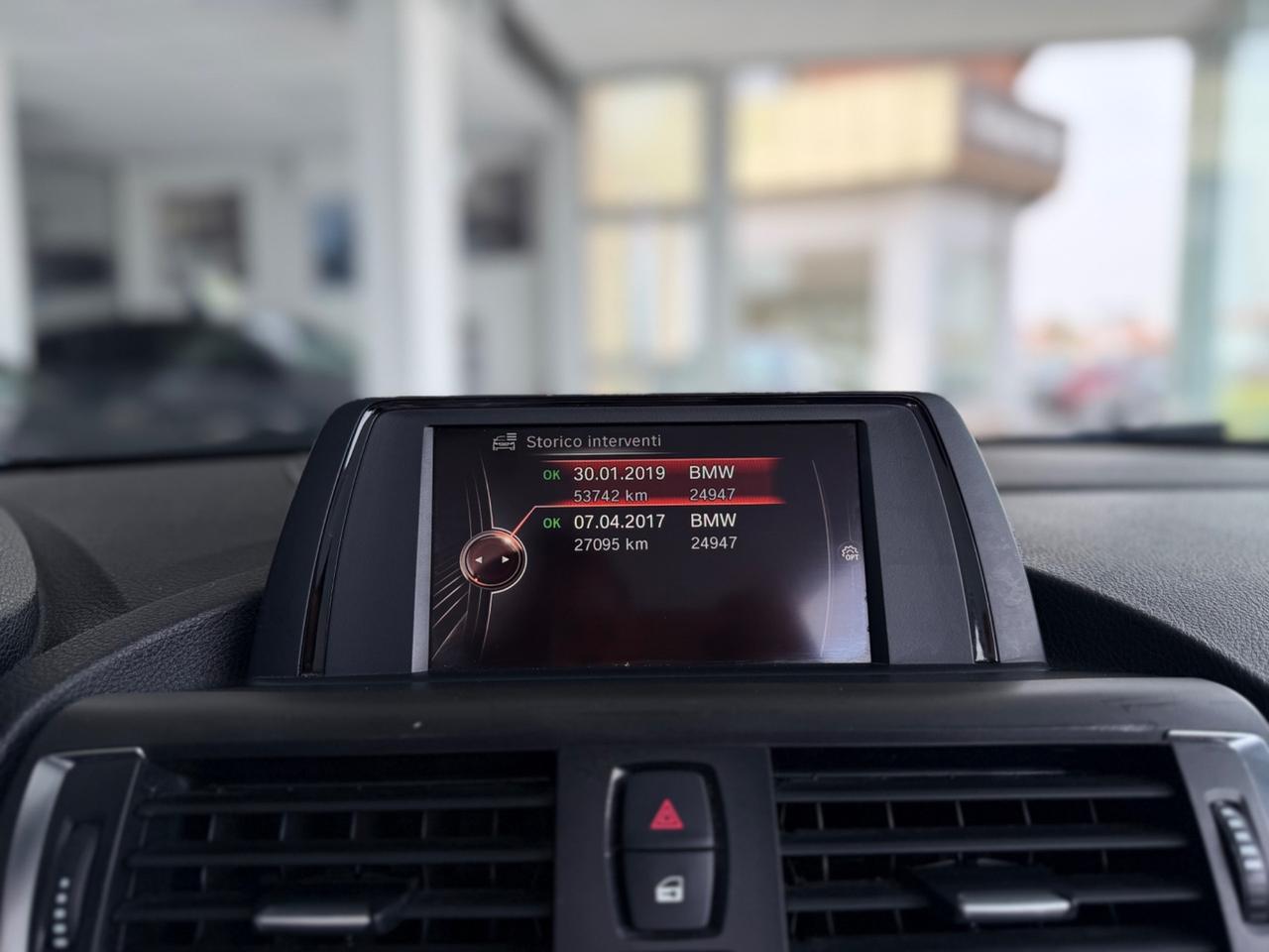 Bmw 218i Cabrio Sport Bianco Perla