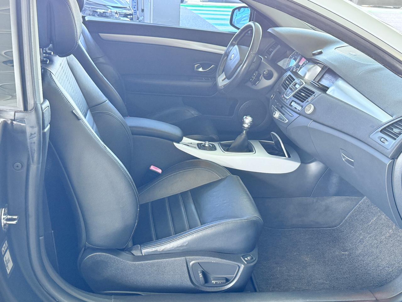 Renault Laguna Coupé 2.0 dCi 180CV 4Control