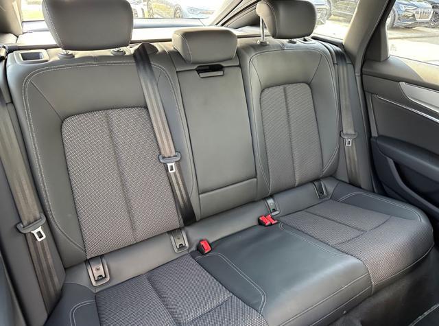 AUDI A6 Avant 40 2.0 TDI quattro ultra S tronic S line