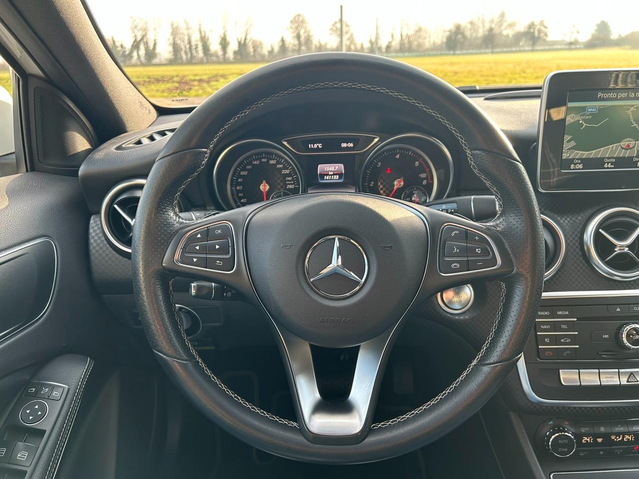 MERCEDES-BENZ A200d 136CV Sport Auto my16