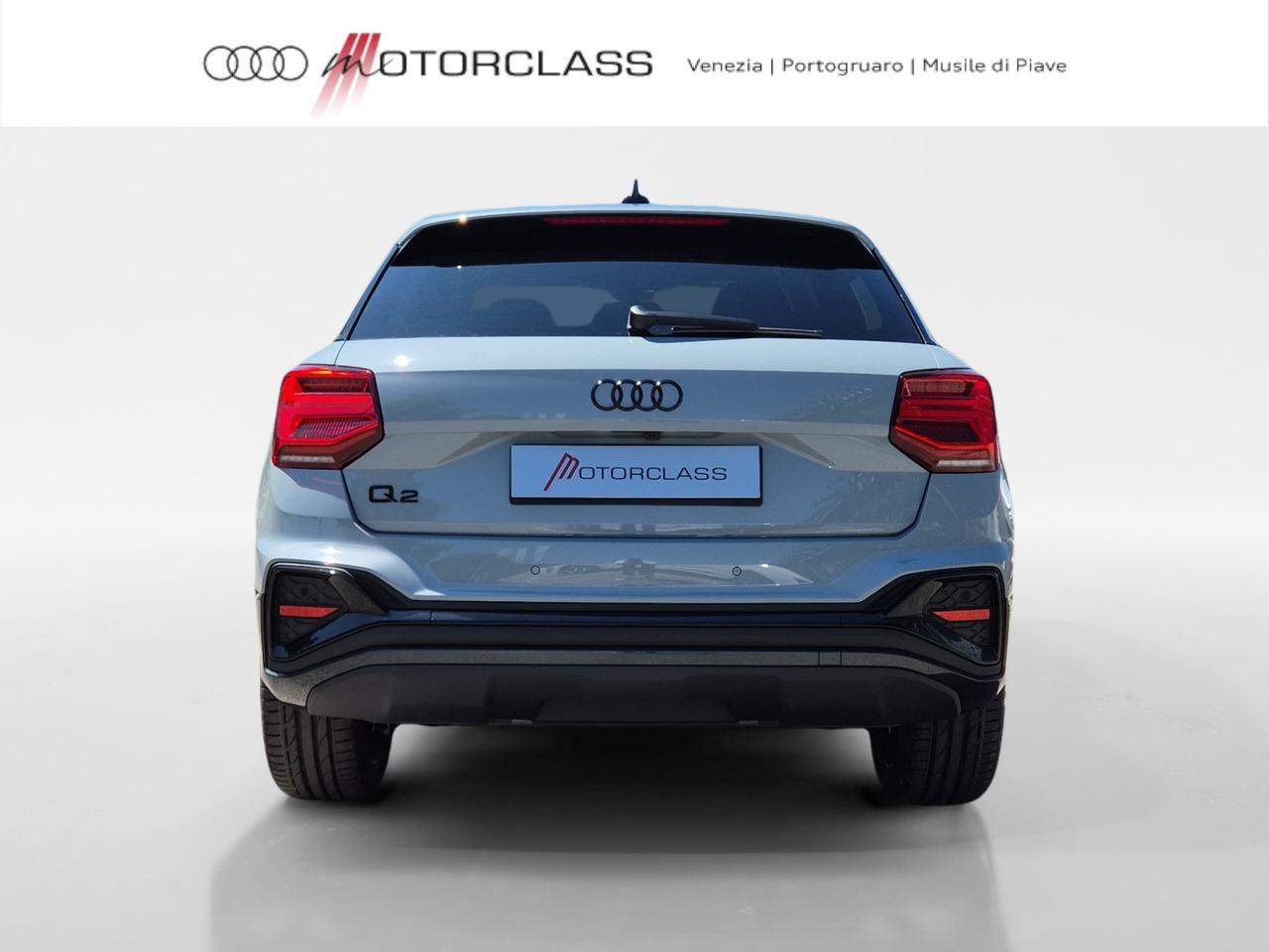 Audi Q2 35 1.5 tfsi identity black s tronic