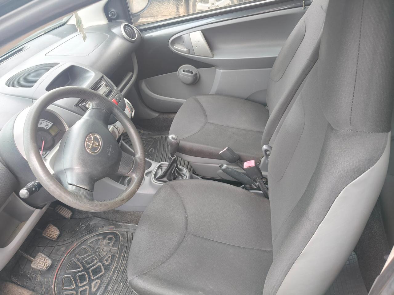 Toyota Aygo 1.0 benzina