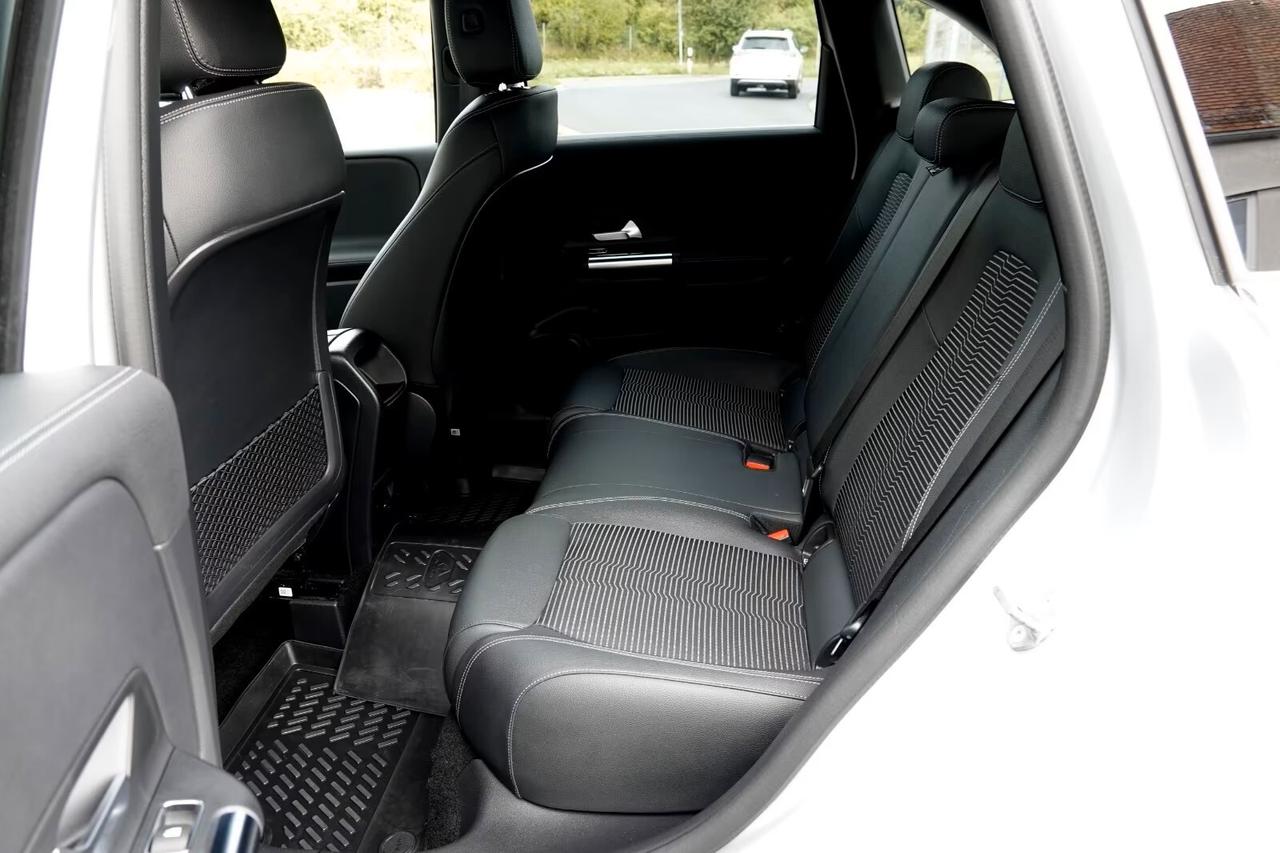 Mercedes-benz B 200 d Automatic Sport