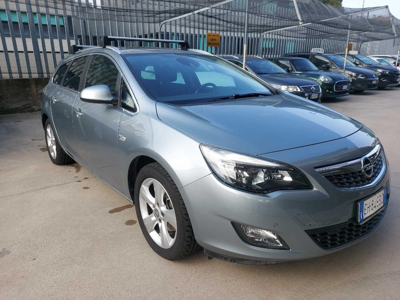 Opel Astra Sports Tourer 1.6 t. Cosmo 180cv