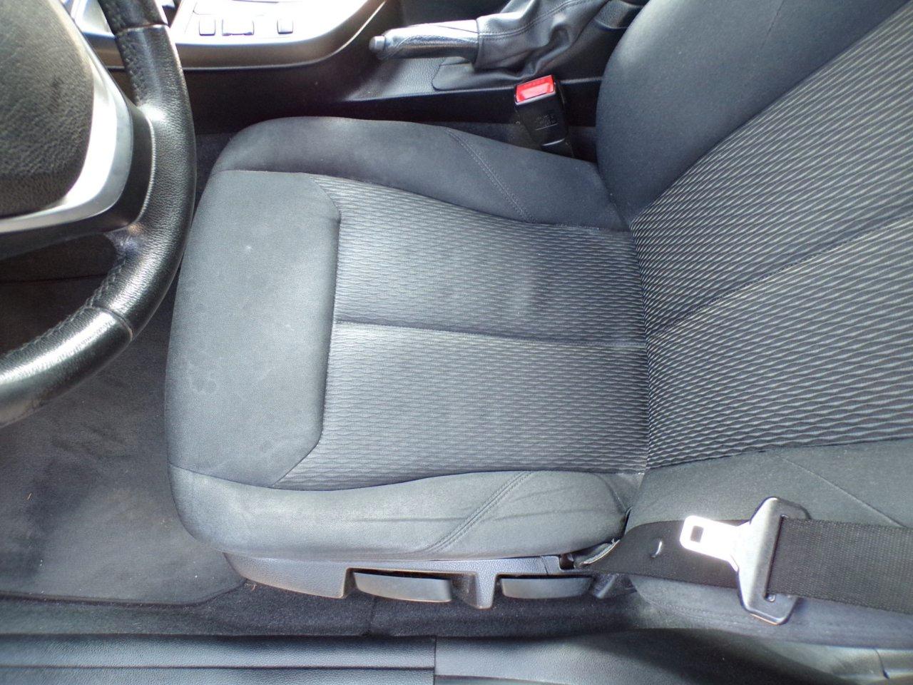 BMW 118 d Advantage 5p auto