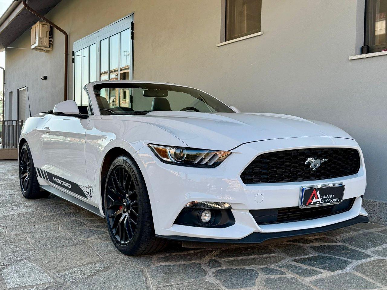 Ford Mustang Convertible 2.3 ecoboost 317cv