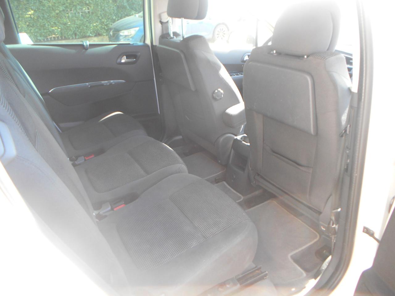 Peugeot 5008 BlueHDi 150 S&S Allure