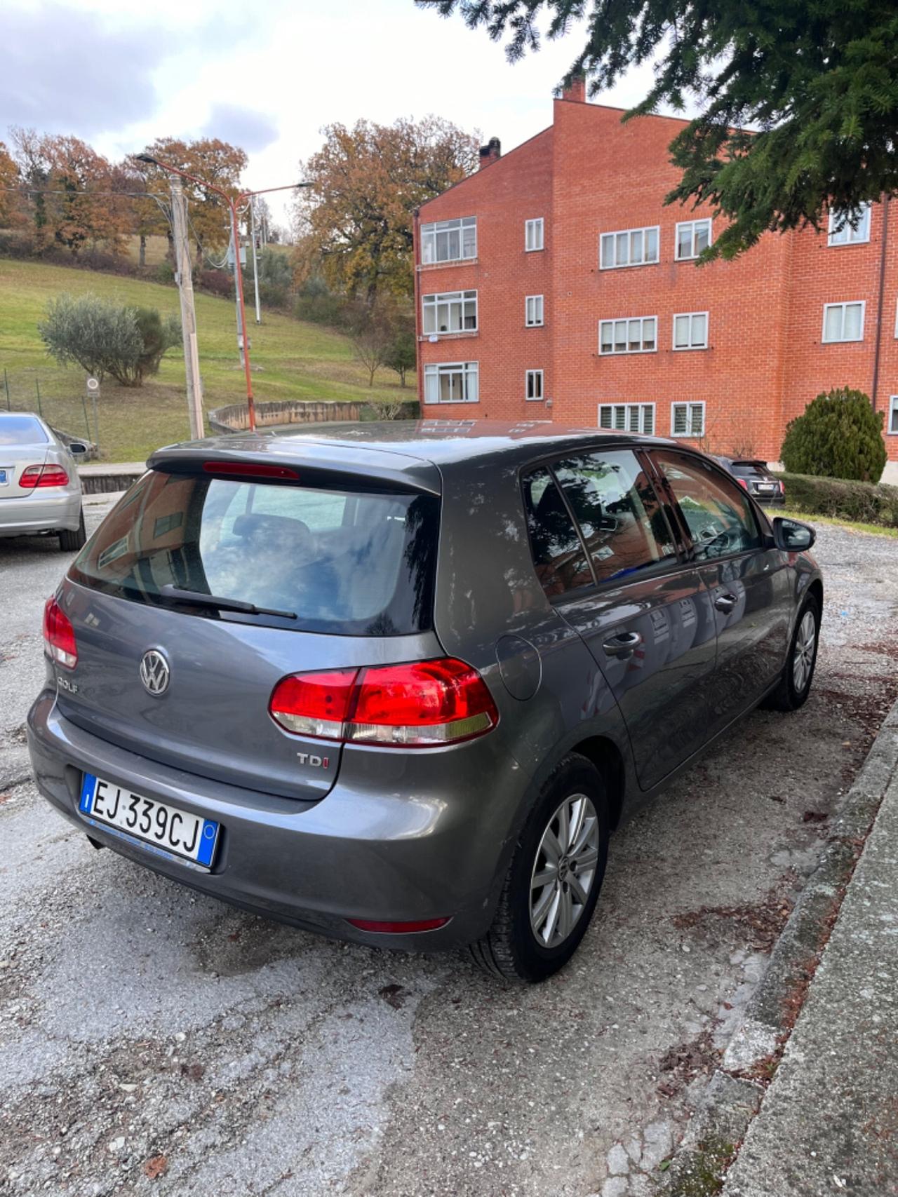 Volkswagen Golf 6 1.6 TDI PERFETTA NEOPATENTATI
