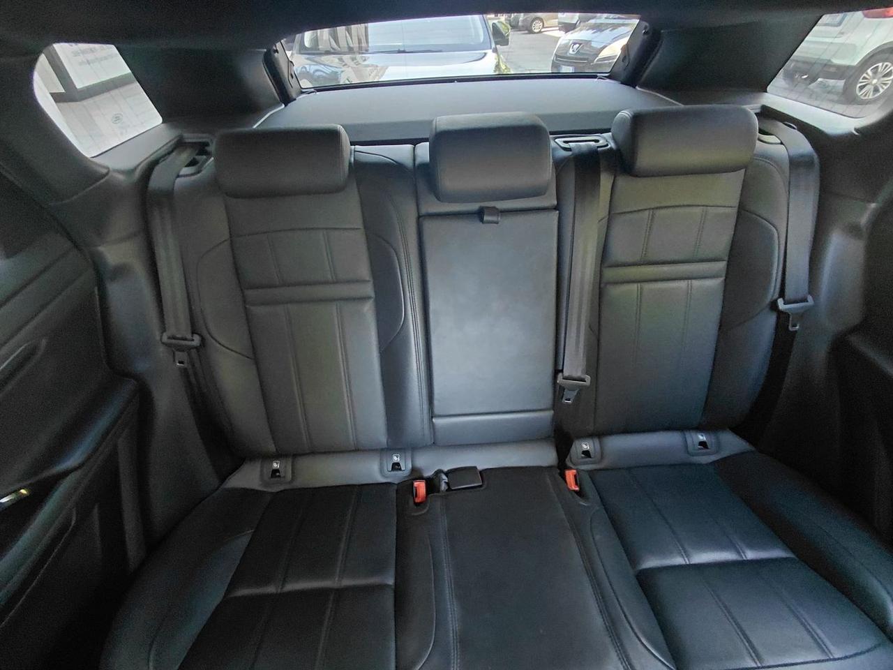 Land Rover Range Rover Evoque R-Dynamic SE #11463
