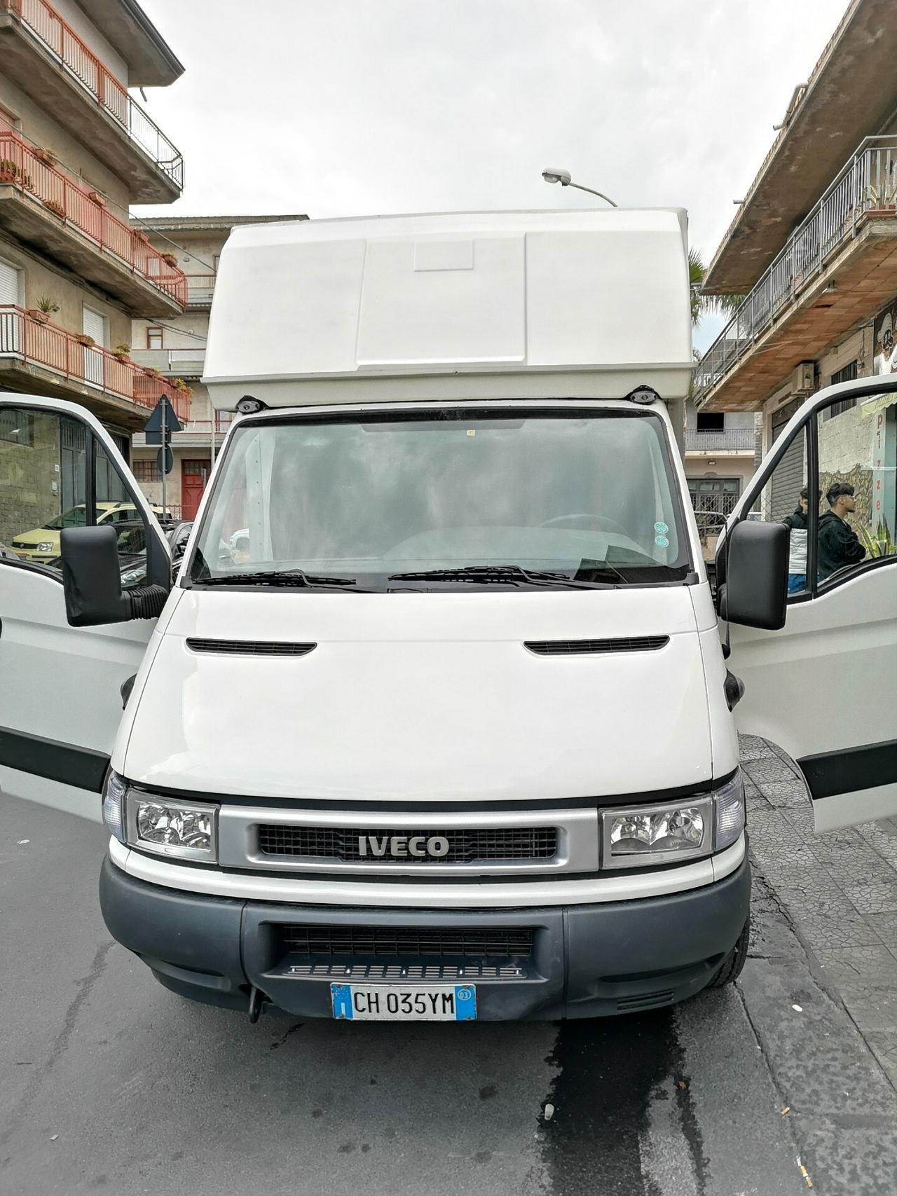 Iveco Daily Iveco daily 35c11 Sponta Idraulica