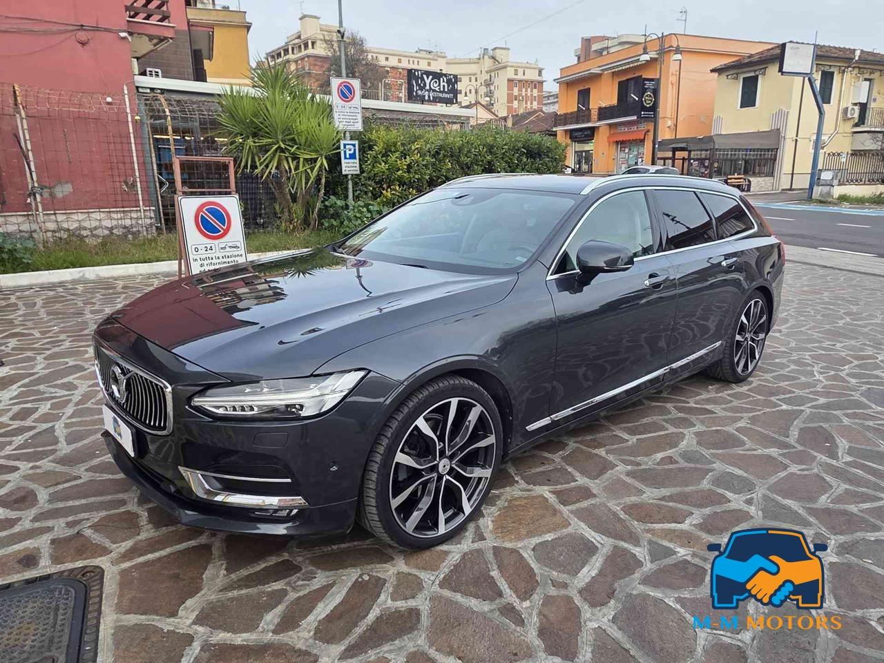 Volvo V90 D4 AWD Geartronic Momentum