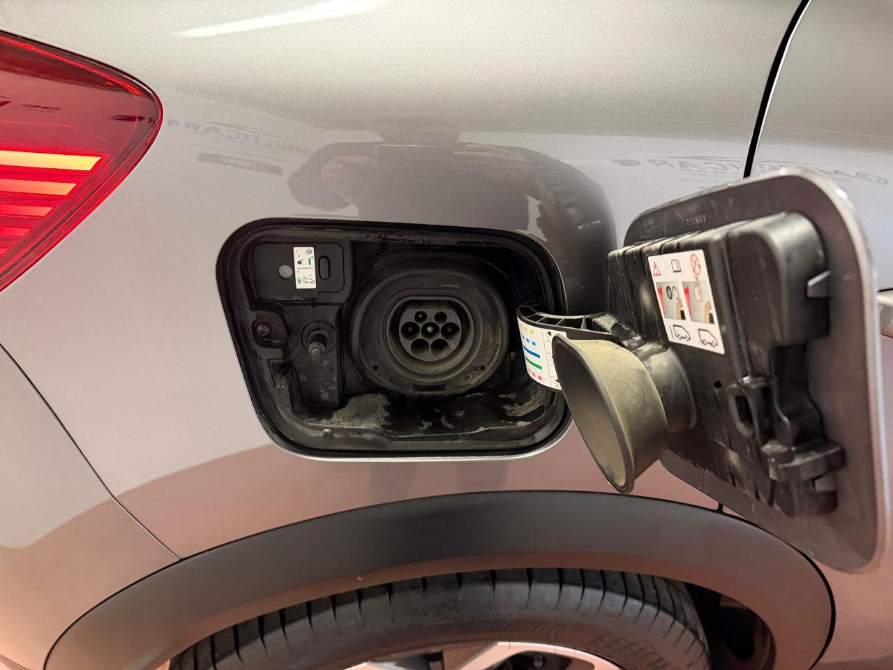 Renault Captur Plug-in Hybrid E-Tech 160 CV Intens