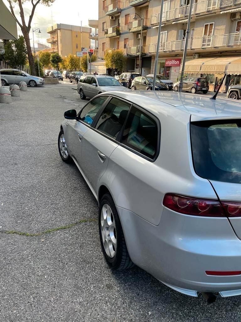 Alfa Romeo 159 1.9 JTDm 150CV Sportwagon Progression