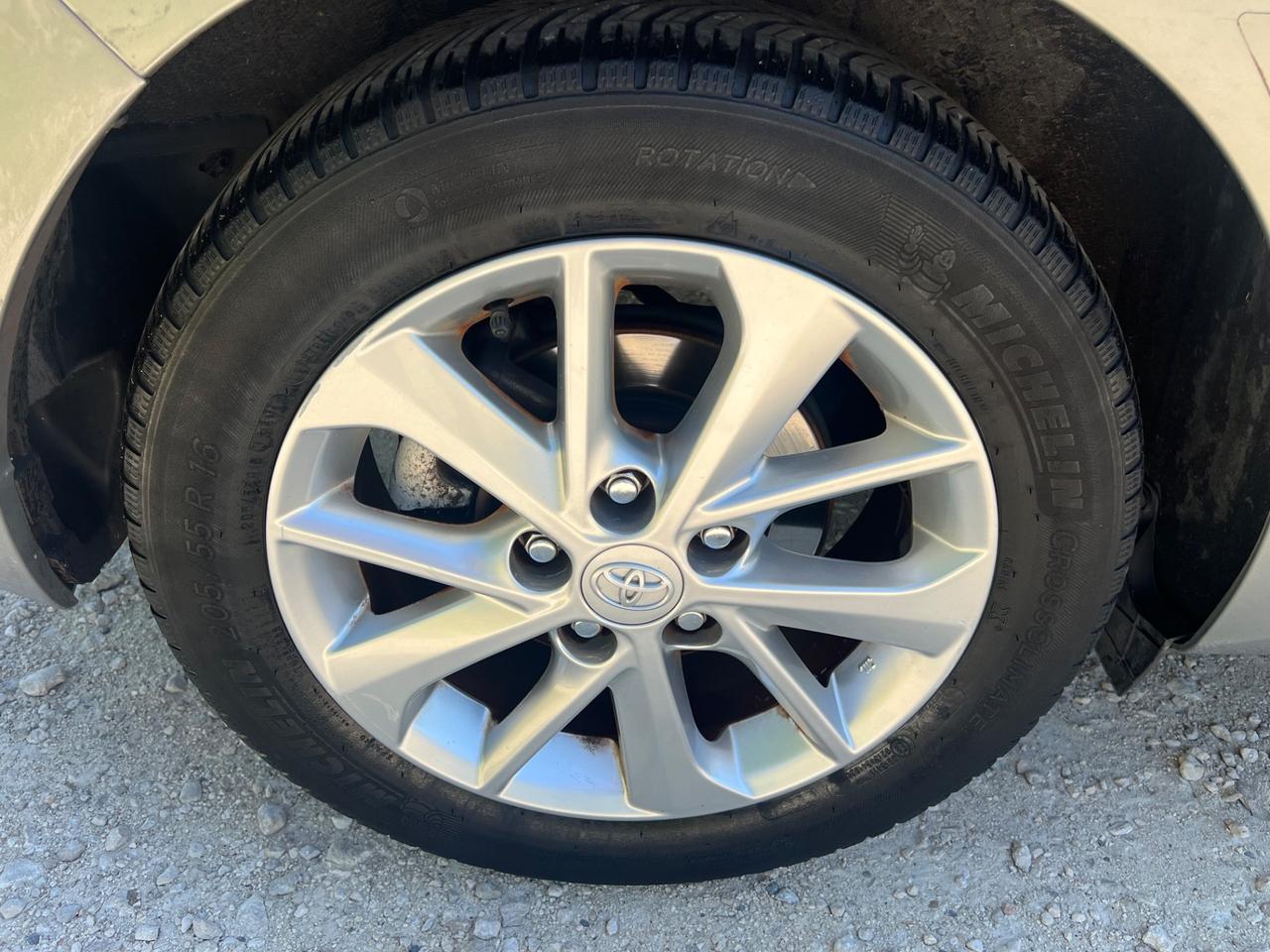 Toyota Auris 1.3 Active KM ORIGINALI PERMUTE RATE GARANZIA