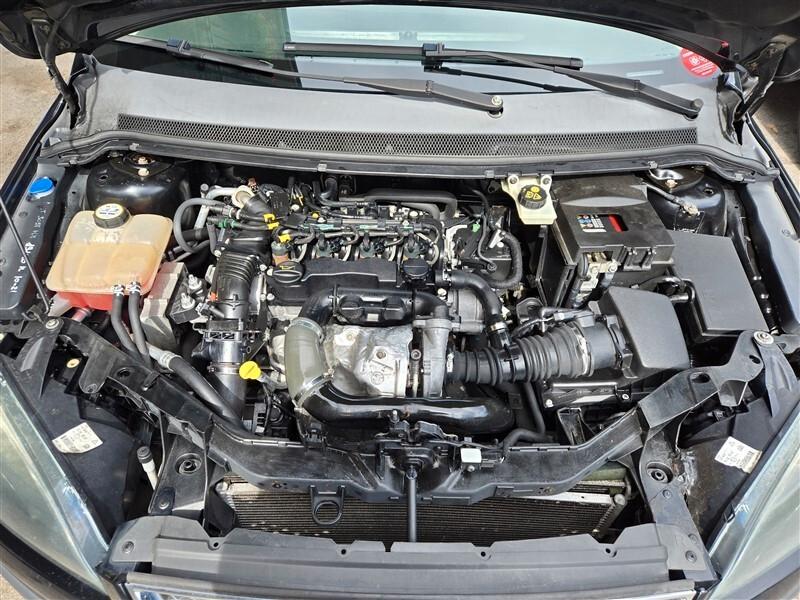 Ford Focus C-Max 1.6 TDCi (110CV) Coupé