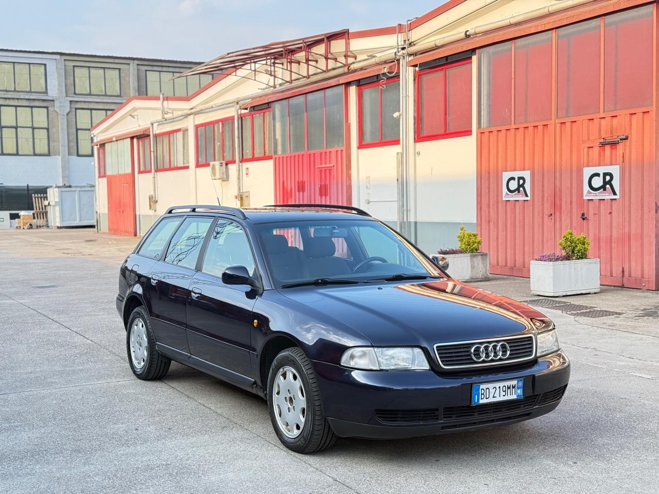 Audi A4 1.8 20V cat Advance