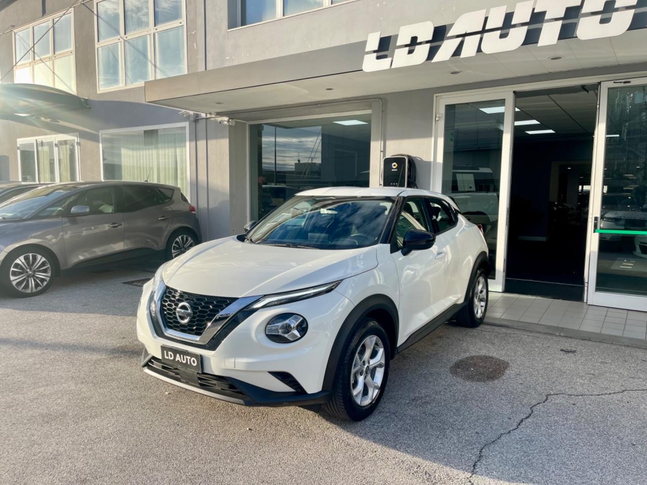 Nissan Juke 1.0 DIG-T 117 CV DCT N-Connecta